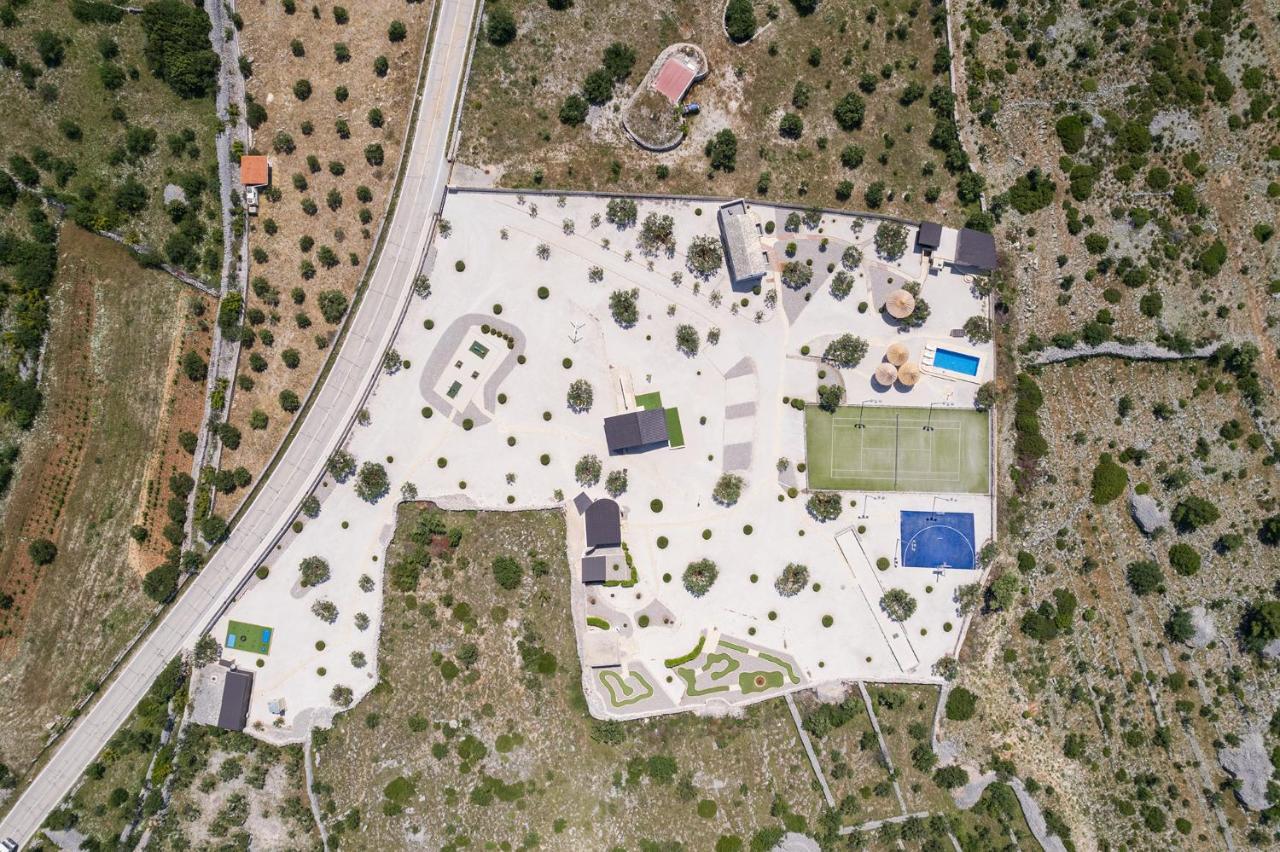 Hacienda Nikolic Villa *